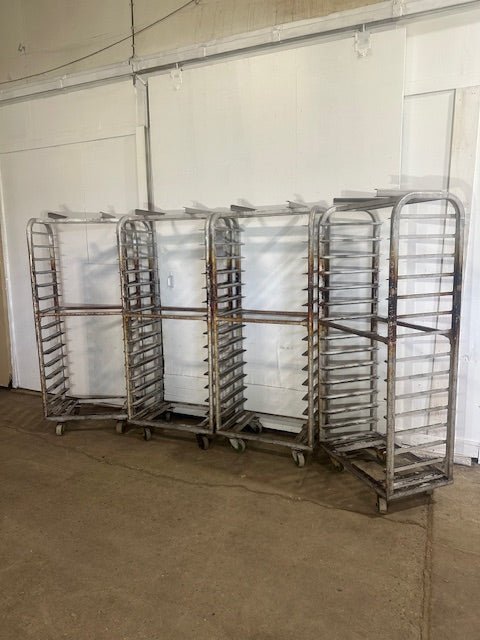 LOT OF 4 COMMERCIAL CERAMICS WHEEL BAKING SHEETS PAN RACK 4" SPACE,15 TIER RACKS - Second Life - Equipment - collection_name