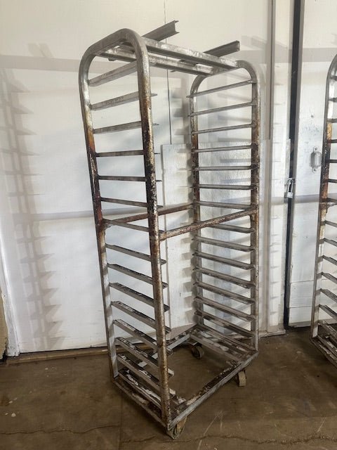 LOT OF 4 COMMERCIAL CERAMICS WHEEL BAKING SHEETS PAN RACK 4" SPACE,15 TIER RACKS - Second Life - Equipment - collection_name
