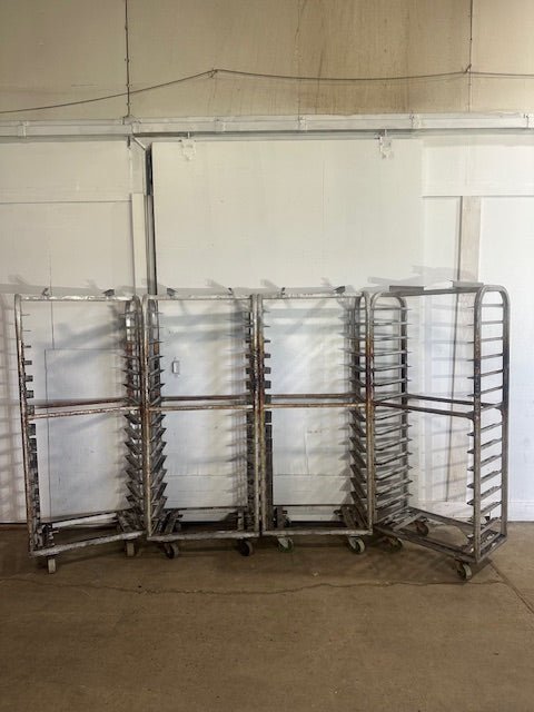 LOT OF 4 COMMERCIAL CERAMICS WHEEL BAKING SHEETS PAN RACK 4" SPACE,15 TIER RACKS - Second Life - Equipment - collection_name