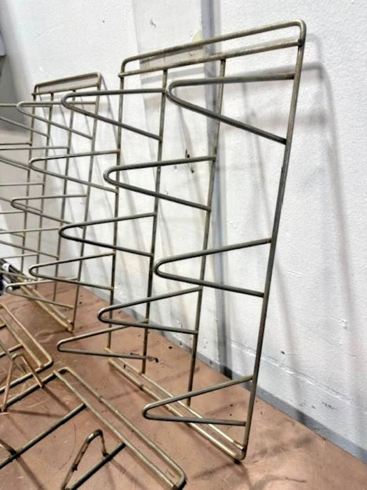 LOT OF 4 "HENNY PENNY OEM" CHICKEN ROTISSEIRE RACKS FOR SMART ROTISSEIRE OVEN - Second Life - Equipment - collection_name