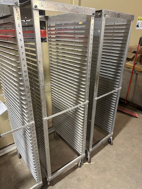 ***LOT OF 4*** SECO PRODUCTS ALUMINUM BAKERY RACKS ON CASTERS - Bargains R Ours - #collection_name#