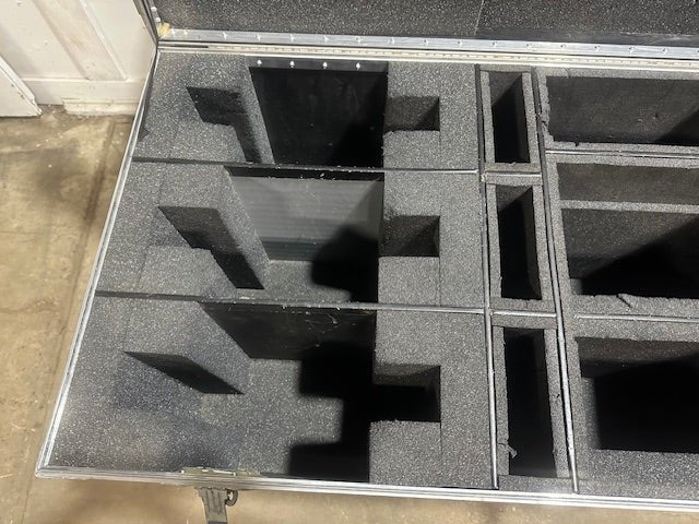*Lot of 4* "Wilson Case" Road Case W/Foam, Roadie Music Equipment Box 21x47x24 - Second Life - Equipment - collection_name
