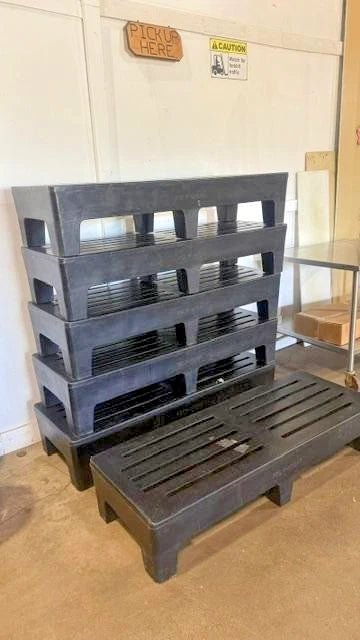 LOT OF 6 POLY MIGHT HEAVY DUTY 59"W x 22"D x 12"H COMMERCIAL DUNNAGE RACKS, 1750 LBS CAPACITY - Second Life - Equipment - collection_name