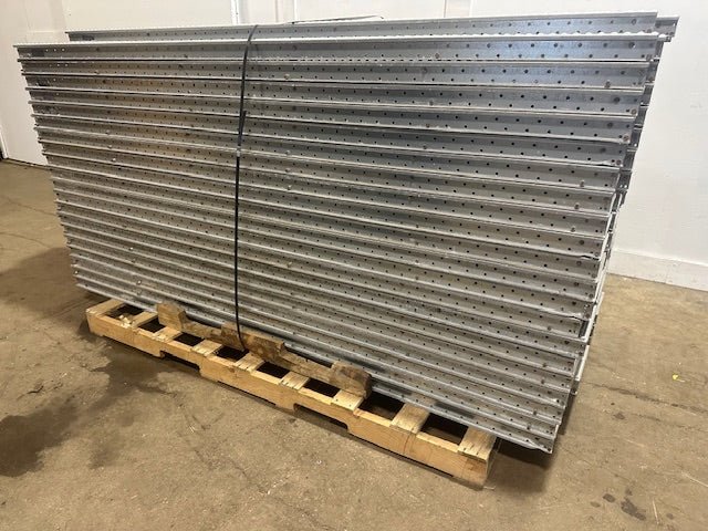 LOT OF 82*UNEX SPAN TRACK 9.5"x90"GRAVITY ROLLER FLOW RACK CONVEYOR W/68 CONNECTION ADAPTERS - Second Life - Equipment - collection_name