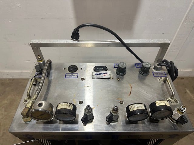 "MACMATIC 310BC" HIGH VOLUME NITROGEN GENERATOR W/BUILT IN GAS BLENDER,2639 hrs - Second Life - Equipment - collection_name
