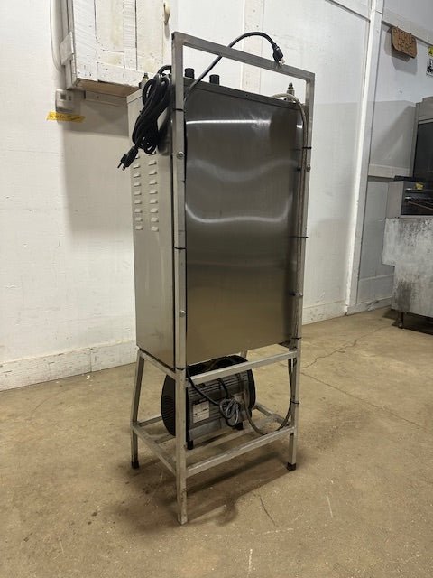 "MACMATIC 310BC" HIGH VOLUME NITROGEN GENERATOR W/BUILT IN GAS BLENDER,2639 hrs - Second Life - Equipment - collection_name