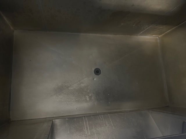 "MANITOWOC" H.D COMMERCIAL 53"H x 56"W x 39"D ICE BIN ON LEGS - Second Life - Equipment - collection_name