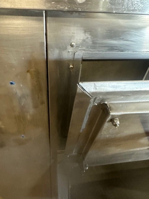 "MANITOWOC" H.D COMMERCIAL 53"H x 56"W x 39"D ICE BIN ON LEGS - Second Life - Equipment - collection_name