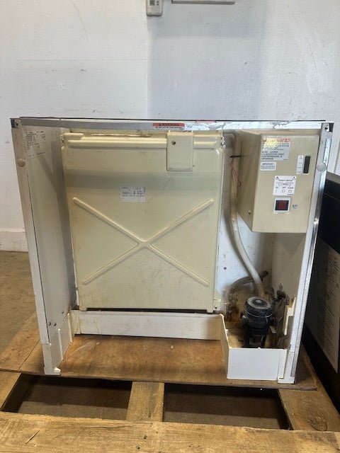 "MANITOWOC QY1005W" COMMERCIAL 208 - 230V 1PH WATER COOLED ICE MACHINE - Second Life - Equipment - collection_name
