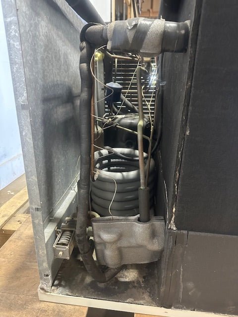 "MANITOWOC QY1005W" COMMERCIAL 208 - 230V 1PH WATER COOLED ICE MACHINE - Second Life - Equipment - collection_name