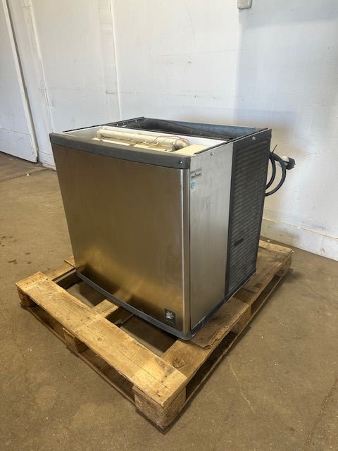 "MANITOWOC QY1005W" COMMERCIAL 208 - 230V 1PH WATER COOLED ICE MACHINE - Second Life - Equipment - collection_name