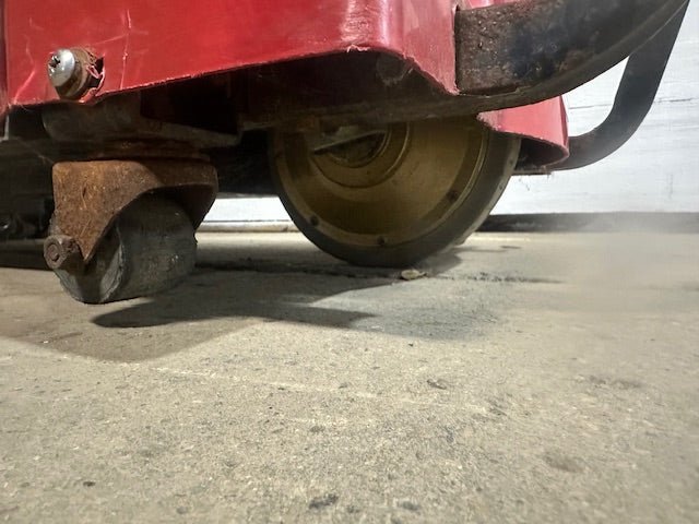 "MART CART 280 - 9563" HANDICAP/SHOPPING CART RECHARABLE 800LB MAX W/ *NEW BATTERY - Second Life - Equipment - collection_name