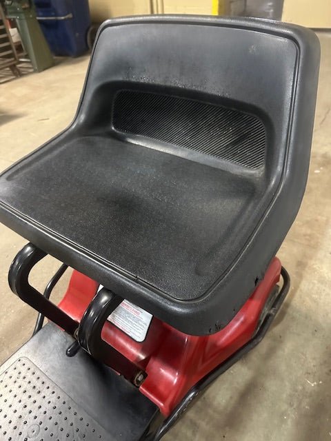 "MART CART 280 - 9563" HANDICAP/SHOPPING CART RECHARABLE 800LB MAX W/ *NEW BATTERY - Second Life - Equipment - collection_name