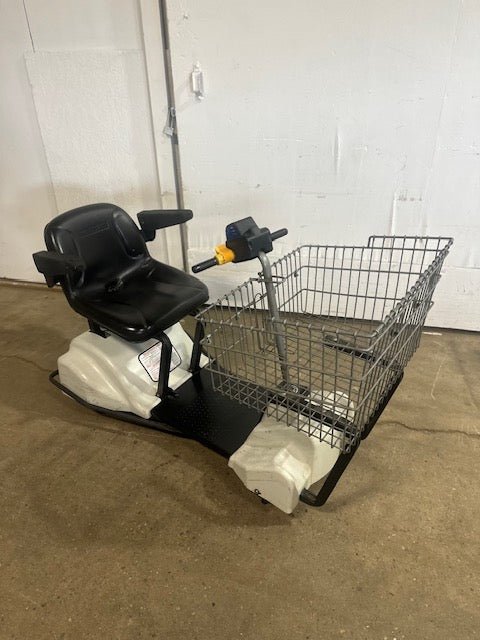 "MART CART MODEL 63"ELECTRIC HANDICAP/SHOPPING CART RECHARABLE BATTERY 550LB MAX - Second Life - Equipment - collection_name
