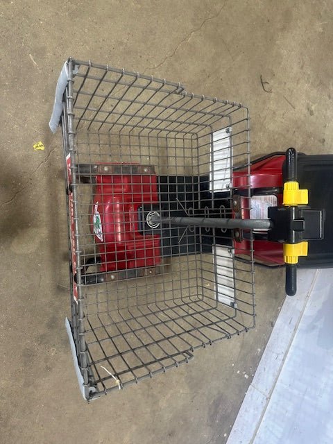 "MART CART MODEL 63"ELECTRIC HANDICAP/SHOPPING CART VOLTS DC:12.6 / AC:120/240 - Second Life - Equipment - collection_name