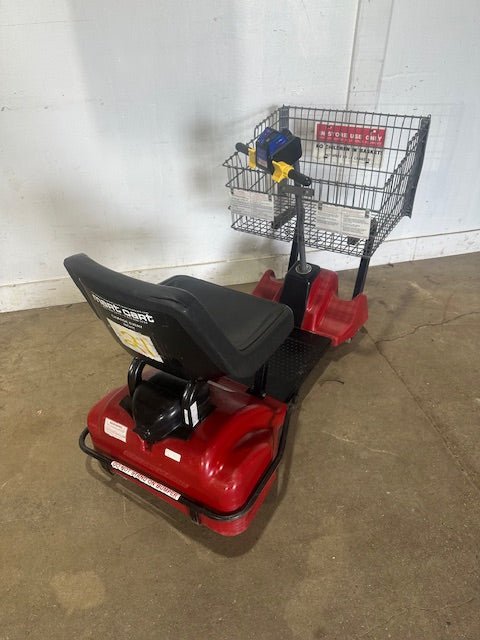 "MART CART MODEL 63"ELECTRIC HANDICAP/SHOPPING CART VOLTS DC:12.6 / AC:120/240 - Second Life - Equipment - collection_name
