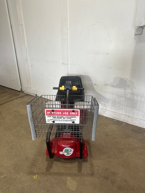 "MART CART MODEL 63"ELECTRIC HANDICAP/SHOPPING CART VOLTS DC:12.6 / AC:120/240 - Second Life - Equipment - collection_name