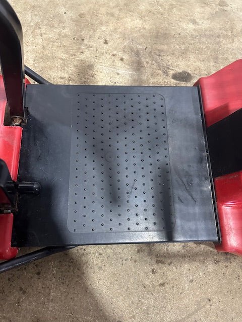 "MART CART MODEL 63"HANDICAP/SHOPPING CART RECHARABLE 550LB MAX w/**NEW BATTERY - Second Life - Equipment - collection_name