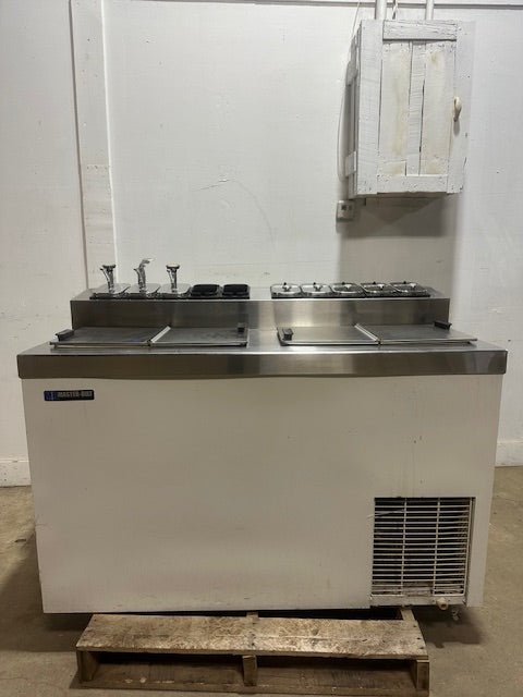 "MASTER - BILT"COMMERCIAL FLIP LID ICE CREAM DIPPING CABINET W/ TOPPING/SYRUP RAIL - Second Life - Equipment - collection_name