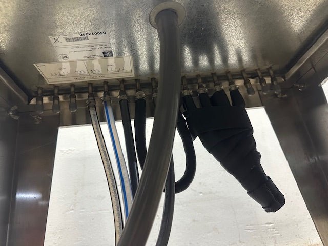 "McCANN 96 - 1100 - 8" 1522 FREESTANDING POST - MIX COLD PLATE/ICE BIN W/STAND, 60LBS - Second Life - Equipment - collection_name