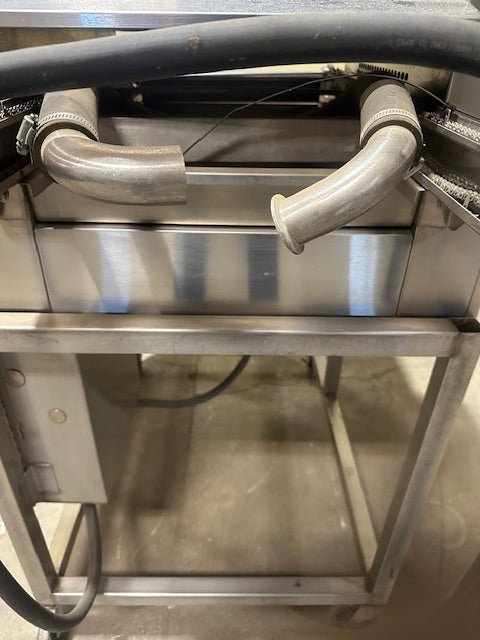 ***MECHANIC SPECIAL*** BELSHAW ADAMATIC ELECTRIC PH1 CONVEYOR DONUTS THERMOGLAZE GLAZING TABLE ON CASTERS - Bargains R Ours - #collection_name#