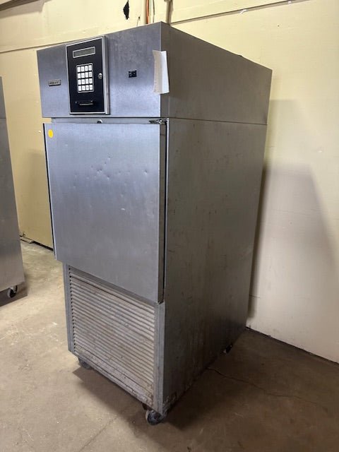 ***MECHANIC SPECIAL*** HOBART ELECTRIC STAINLESS STEEL SELF CONTAINED REFRIGERATED REACH IN BLAST CHILLER - Bargains R Ours - #collection_name#