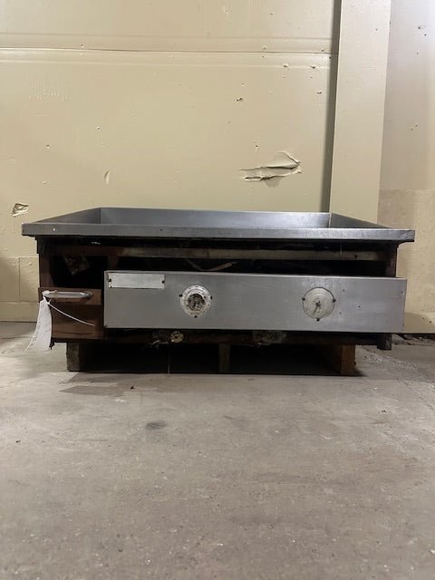 ***MECHANIC SPECIAL*** KEATING NATURAL GAS GRIDDLE 36" WIDE - Bargains R Ours - #collection_name#