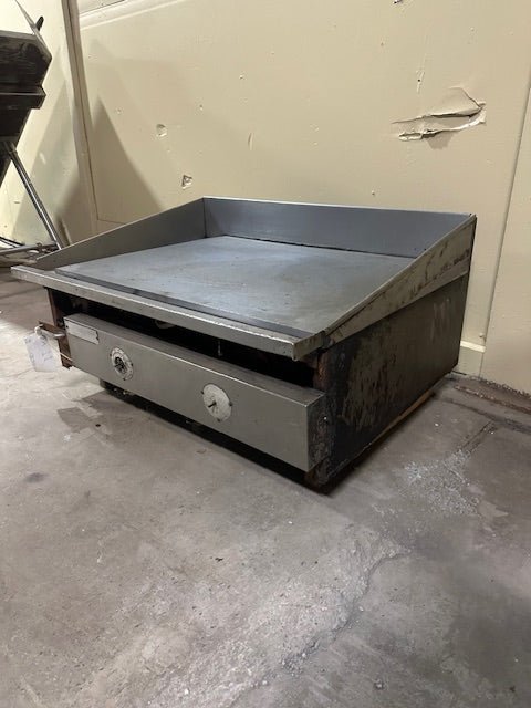 ***MECHANIC SPECIAL*** KEATING NATURAL GAS GRIDDLE 36" WIDE - Bargains R Ours - #collection_name#