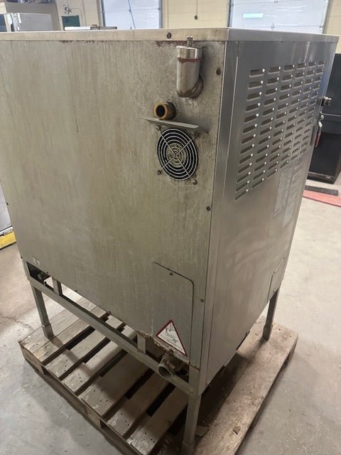 ***MECHANIC SPECIAL *** MARKET FORGE STAINLESS STEEL ELECTRIC GLASS DOOR STEAM/HOT AIR COMBINATION CONVECTION OVEN ON STAND 29 BRACKETS WITH 5 WIRED SHELF - Bargains R Ours - #collection_name#