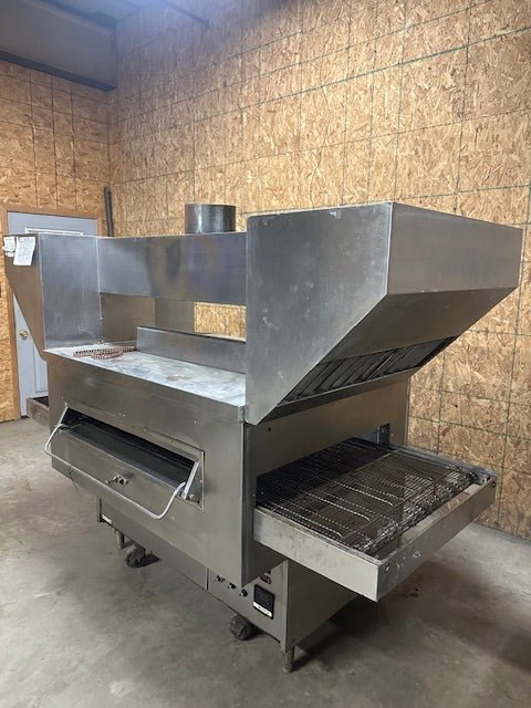 ***MECHANIC SPECIAL*** MIDDLEBY MARSHALL NATURAL GAS PIZZA OVEN WITH CONVEYOR ON CASTERS - Bargains R Ours - #collection_name#