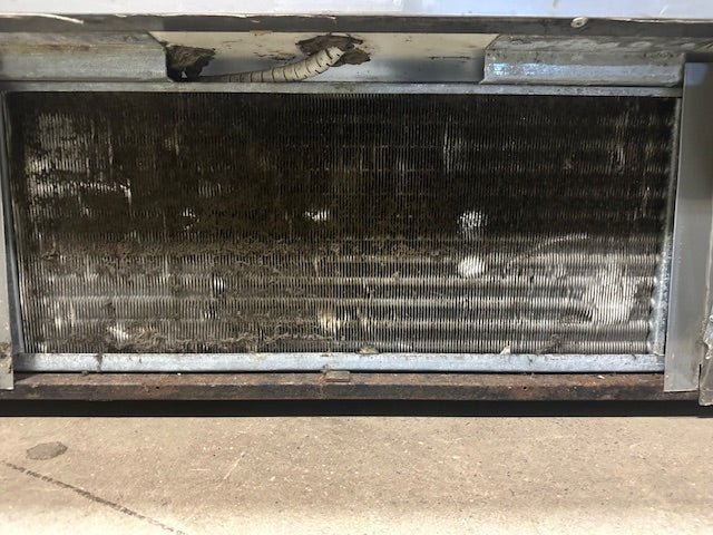 ***MECHANIC SPECIAL***ISA SELF CONTAINED REFRIGERATED FRONT CURVED GLASS GELATO ICE FREEZER DISPLAY CASE - Second Life - Equipment - #collection_name#