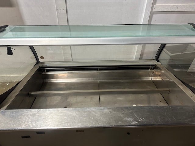 ***MECHANIC SPECIAL***ISA SELF CONTAINED REFRIGERATED FRONT CURVED GLASS GELATO ICE FREEZER DISPLAY CASE - Second Life - Equipment - #collection_name#