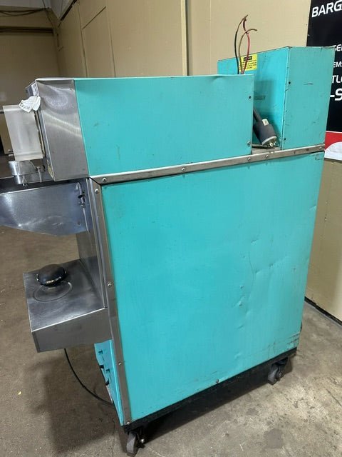 *Mechanic Special*STOELTING ELECTRIC WATER COOLED ICE CREAM/SHAKE MACHINE W/FOOT SWITCH - Bargains R Ours - #collection_name#