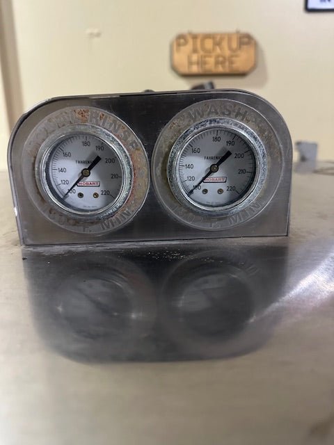 ***MECHANICS SPECIALS*** HEAVY DUTY COMMERCIAL NATURAL GAS HIGH TEMP. DOOR TYPE DISHWASHER - Bargains R Ours - #collection_name#