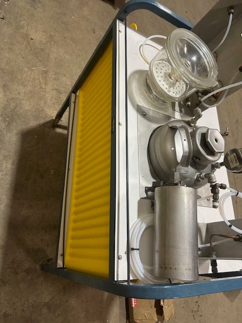 ***MECHANICS SPECIALS****Millipore Pressure Vessel Tank w/Gauge WITH LABCONCO CART & LOT OF ACCESSORIES - Bargains R Ours - #collection_name#