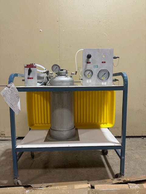 ***MECHANICS SPECIALS****Millipore Pressure Vessel Tank w/Gauge WITH LABCONCO CART & LOT OF ACCESSORIES - Bargains R Ours - #collection_name#