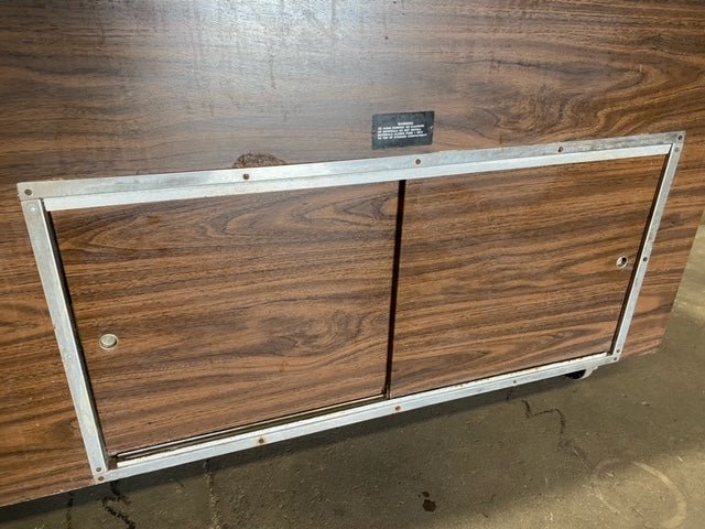 **MECHANICS SPECIALS**"VOLLRATH" 4 PAN BUFFET, 4 LIGHTS WITH DOUBLE SIDED SNEEZE GUARD - Bargains R Ours - #collection_name#