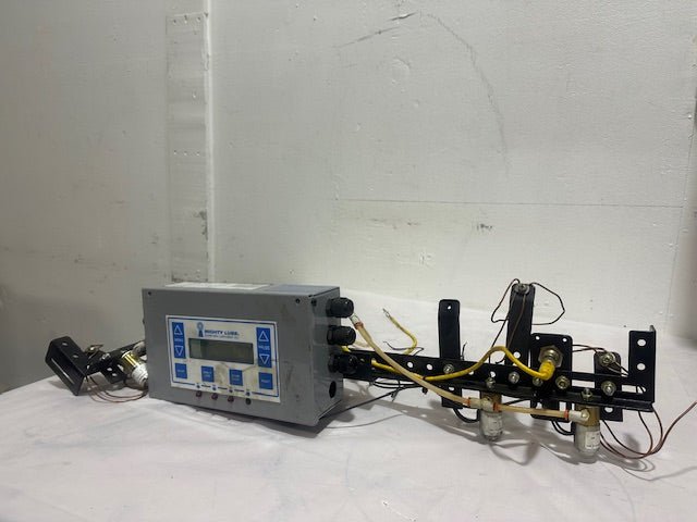 "MIGHTY LUBE MODEL 9517L" SYSTEMATIC LUBRIACTION CONTROL, OVERHEAD LUBRICATOR - Second Life - Equipment - collection_name