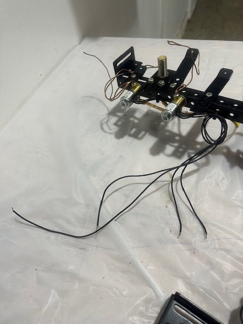 "MIGHTY LUBE MODEL 9517L" SYSTEMATIC LUBRIACTION CONTROL, OVERHEAD LUBRICATOR - Second Life - Equipment - collection_name