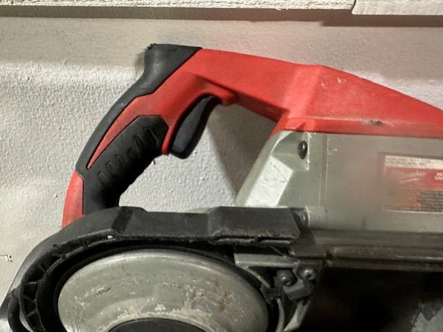 "MILWAUKEE 6230 - 20"120V DEEP CUT BAND SAW - ADJUSTABLE SPEED(SHORT CORD) - Second Life - Equipment - collection_name