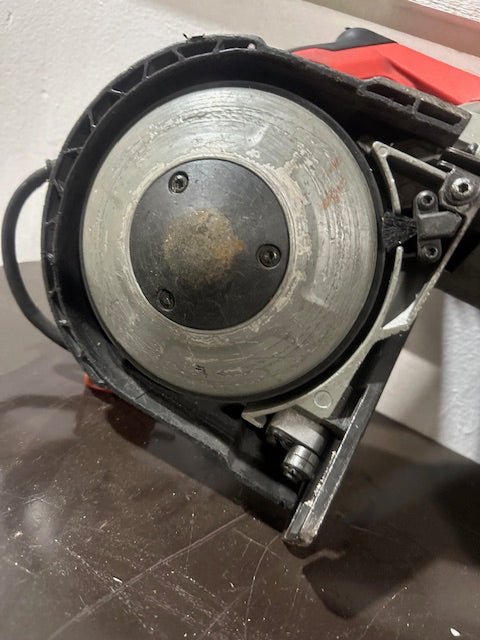 "MILWAUKEE 6230 - 20"120V DEEP CUT BAND SAW - ADJUSTABLE SPEED(SHORT CORD) - Second Life - Equipment - collection_name