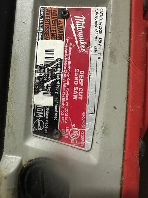 "MILWAUKEE 6332 - 20"120V DEEP CUT BAND SAW - ADJUSTABLE SPEED - Second Life - Equipment - collection_name
