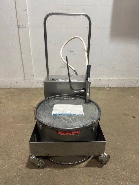 MIROIL BD707 75LB FRYER FILTER - SUCTION 115V 1PH w/R40 PUMP on CASTERS - Second Life - Equipment - collection_name