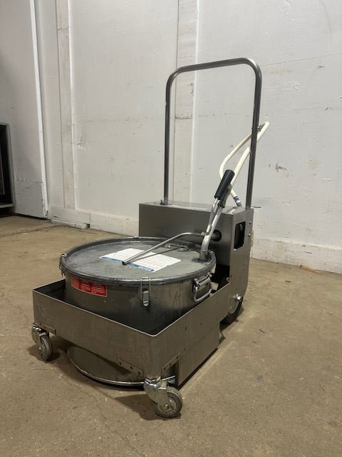 MIROIL BD707 75LB FRYER FILTER - SUCTION 115V 1PH w/R40 PUMP on CASTERS - Second Life - Equipment - collection_name
