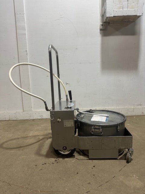 MIROIL BD707 75LB FRYER FILTER - SUCTION 115V 1PH w/R40 PUMP on CASTERS - Second Life - Equipment - collection_name
