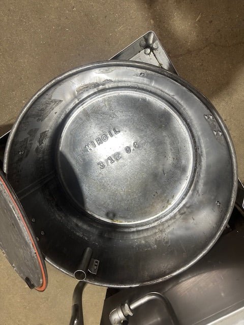 MIROIL BD707 75LB FRYER FILTER - SUCTION 115V 1PH w/R40 PUMP on CASTERS - Second Life - Equipment - collection_name