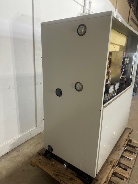 MITSUBISHI CR - J600A INDUSTRIAL WATER COOLED 220v 3ph CHILLER UNIT - Second Life - Equipment - collection_name