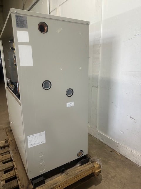 MITSUBISHI CR - J600A INDUSTRIAL WATER COOLED 220v 3ph CHILLER UNIT - Second Life - Equipment - collection_name