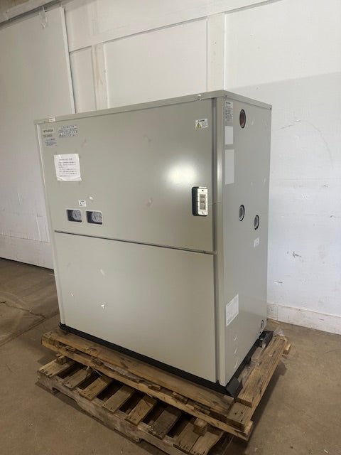 MITSUBISHI CR - J600A INDUSTRIAL WATER COOLED 220v 3ph CHILLER UNIT - Second Life - Equipment - collection_name