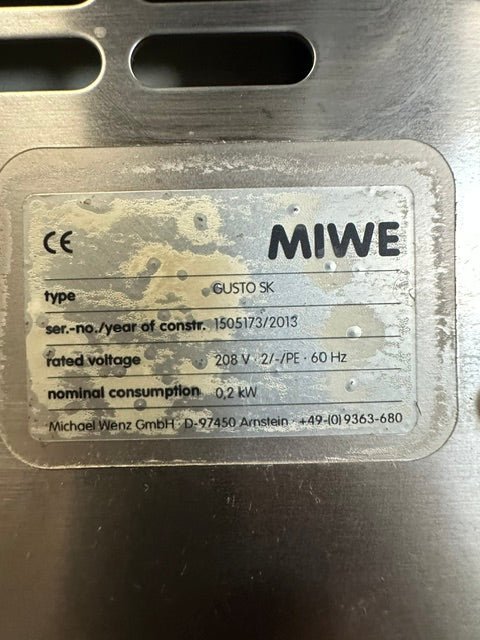 "MIWE GUSTO SK" H.D COMMERCIAL COUNTER TOP 3 PANS CONVECTION OVEN, 208V - Second Life-Equipment-collection_name